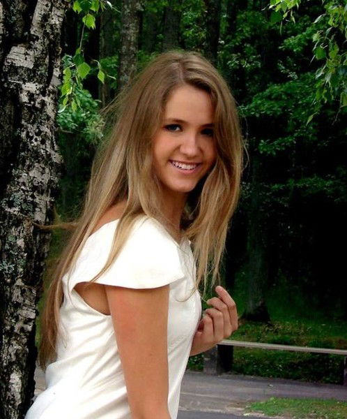 Николь Янсоне