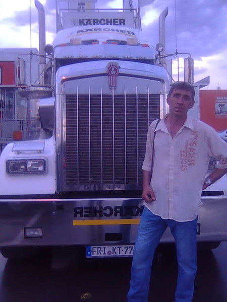 Алексей Селютин