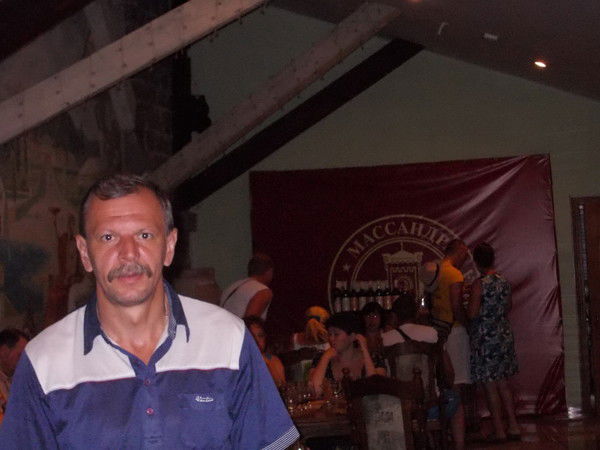 Анатолий Богданов