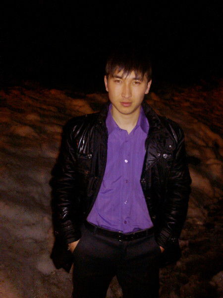 Дамир Толенов