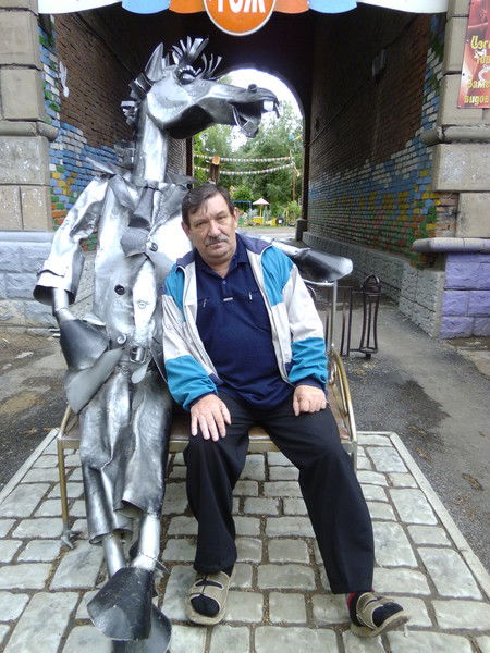 Аркадий Костырин