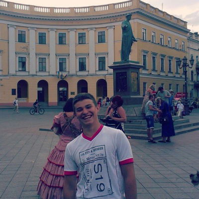 Владислав Виноградов