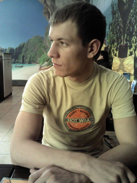 Дмитрий Попов