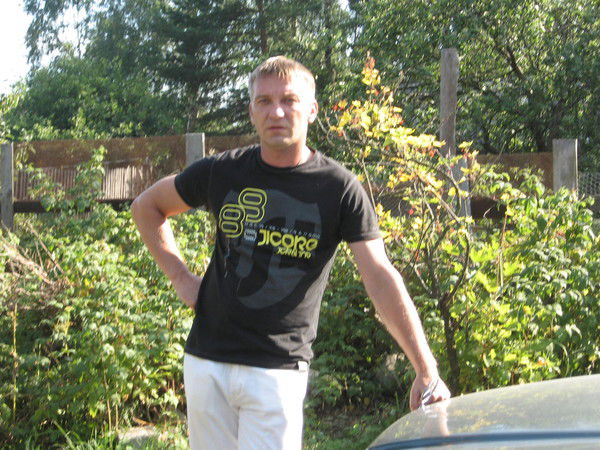 Юрий Жданов