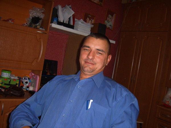 Александр Фролов