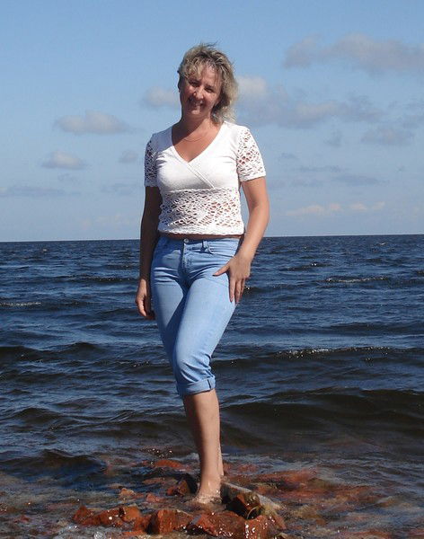 Елена Ефремова