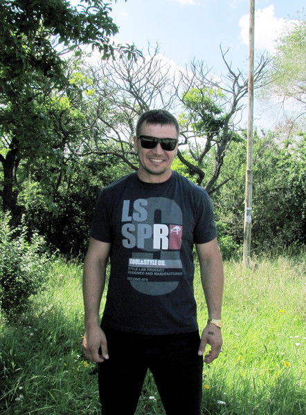 Александр Науменко