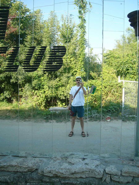 Неизвестно Неизвестно