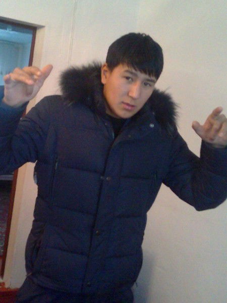 Асхат Бекжанов