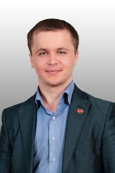 Артем Бугров