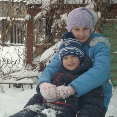 Ксения Ушакова