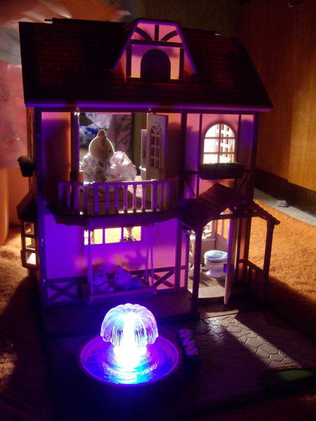 Елена Елена