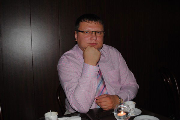 Владислав Золотарёв