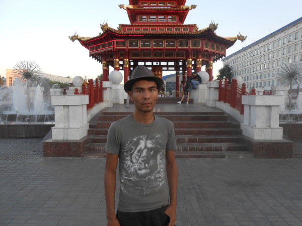 Денис Лесота