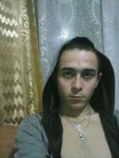 Александр Велиев