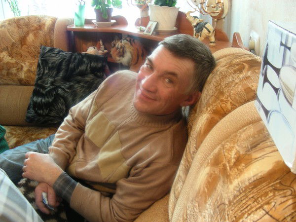 Виктор Хмелевских