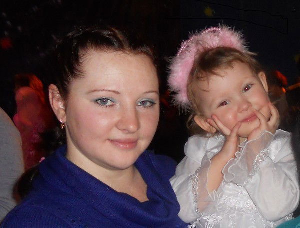 Лена Семёнова