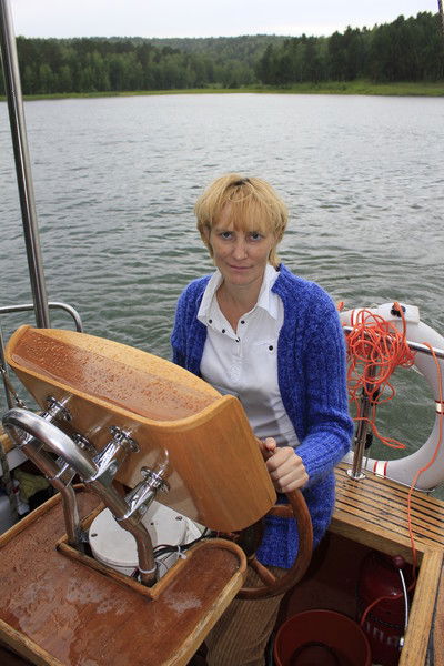 Елена Костюченко