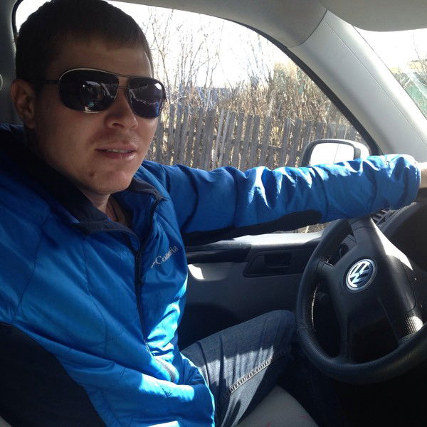 Константин Исаев