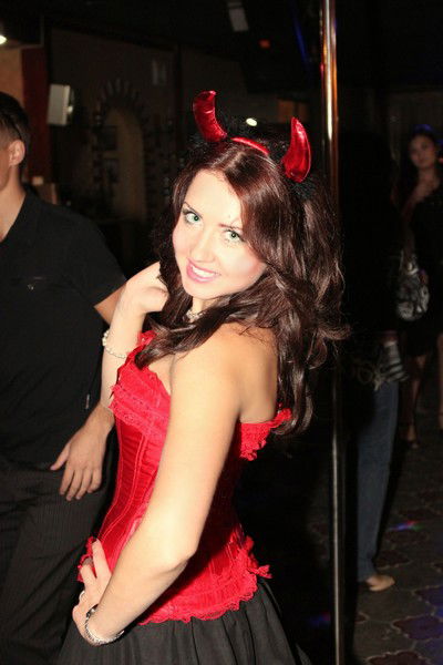 Алина Гапарова