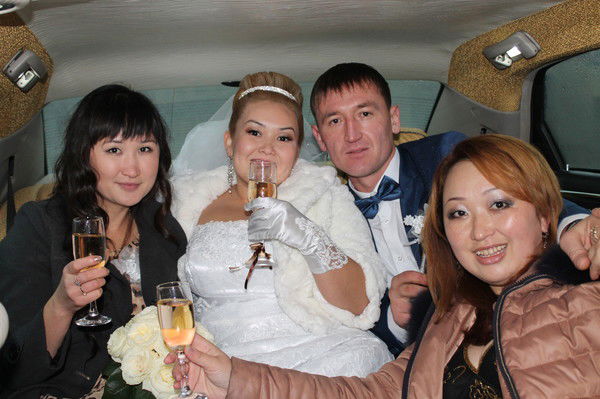 Махаббат Байбусинова