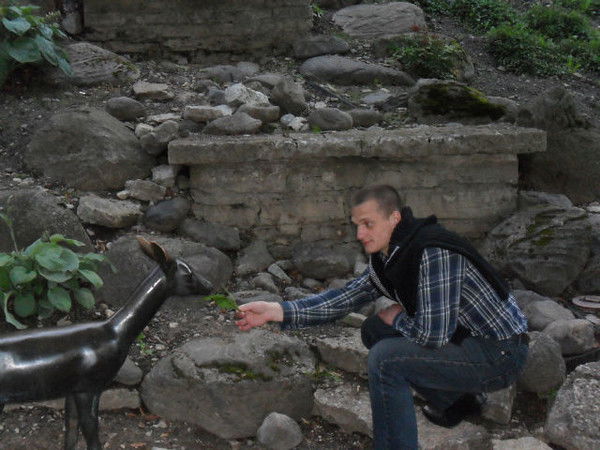 Женя Иванов