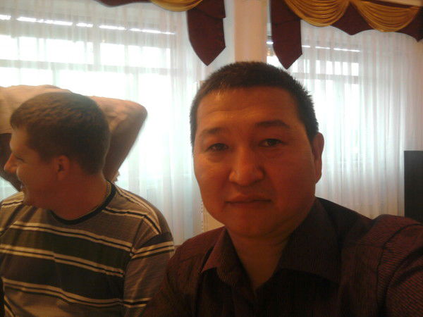 Берик Уналбеков