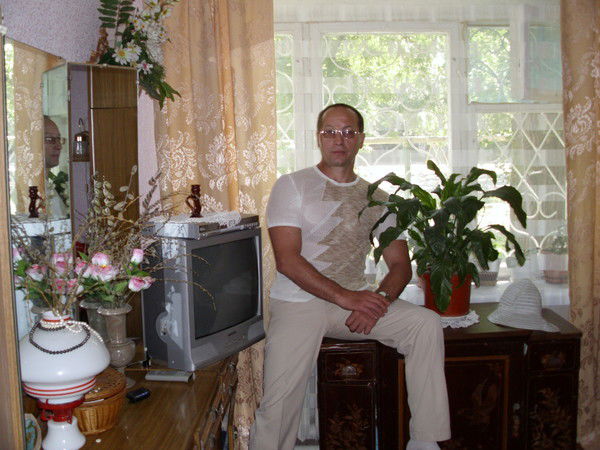 Владимир Белов