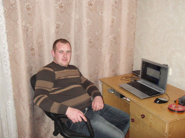 Максим Коваленко