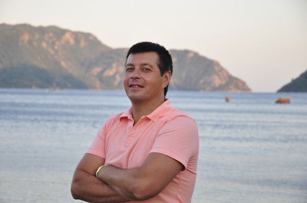 Рустам Бикбаев