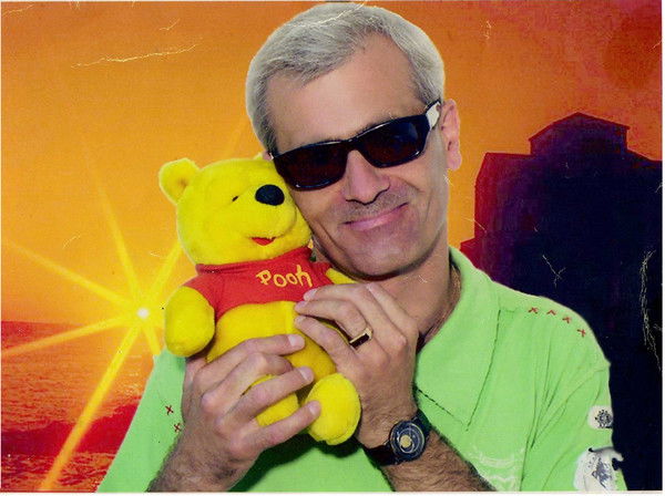 Олег Лазарев