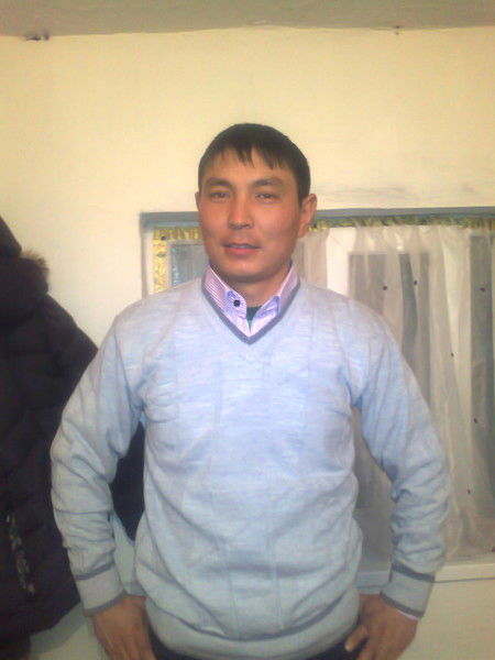 Дамир Скендиров