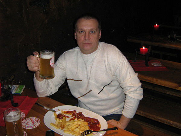 Александр Иванов