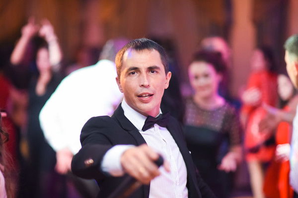 Евгений Тихонов, Ведущий Свадеб