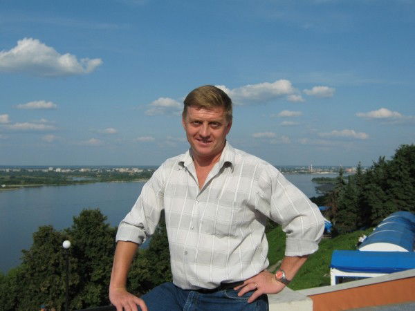 Сергей Николаев