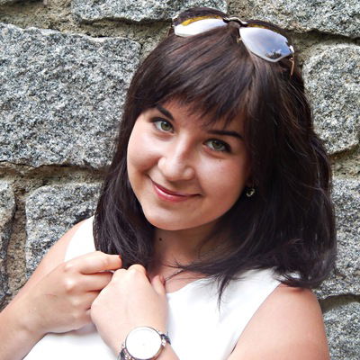 Юля Головня