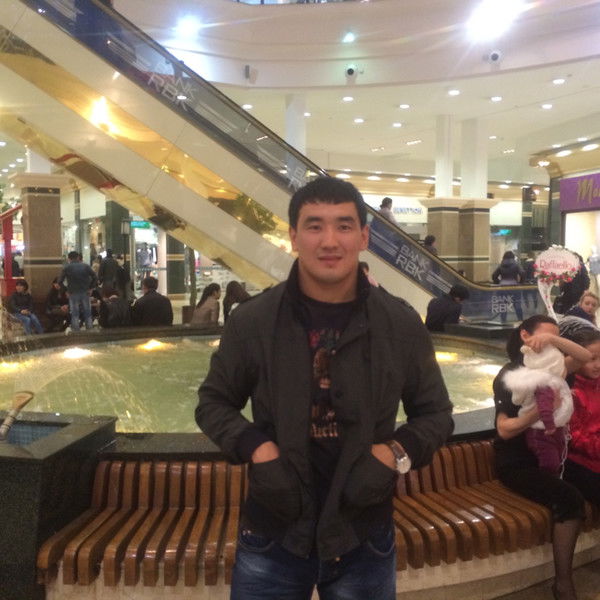 Мухит Лашов