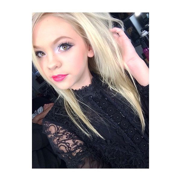 Sαηтα Jones Fan✔