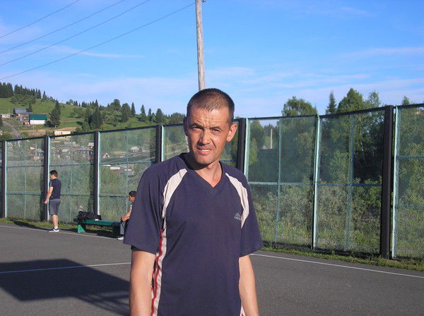 Виталя Волонец