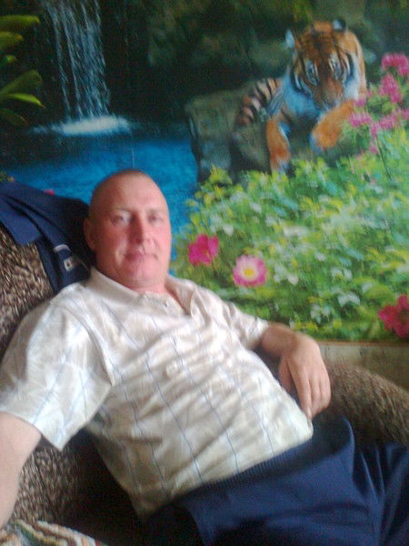 Виктор Сухарев