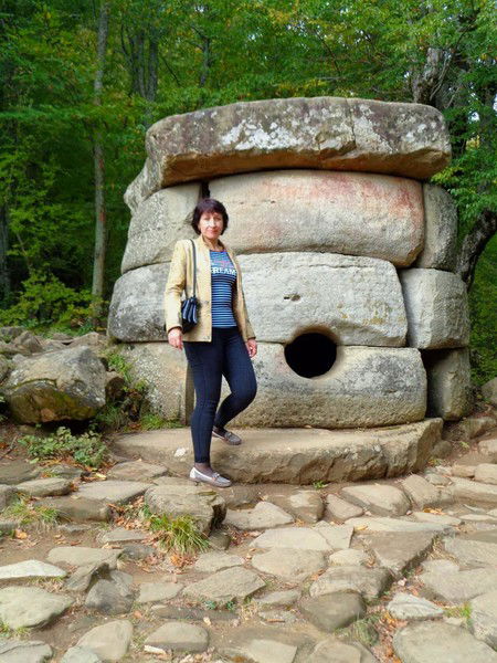 Елена Елена