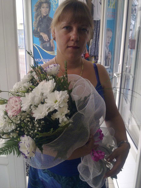 Лена Черникова