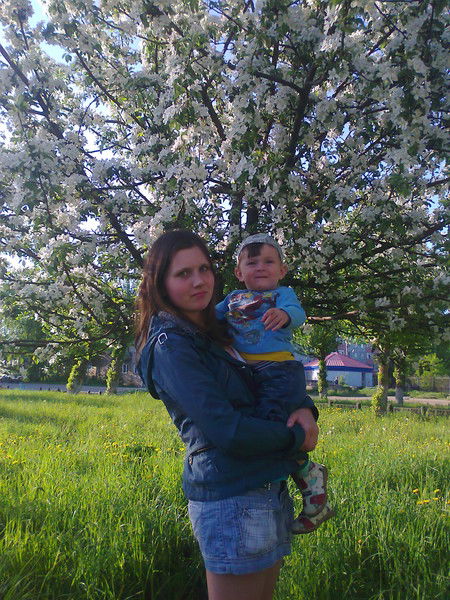 Алёна Краснощёкова