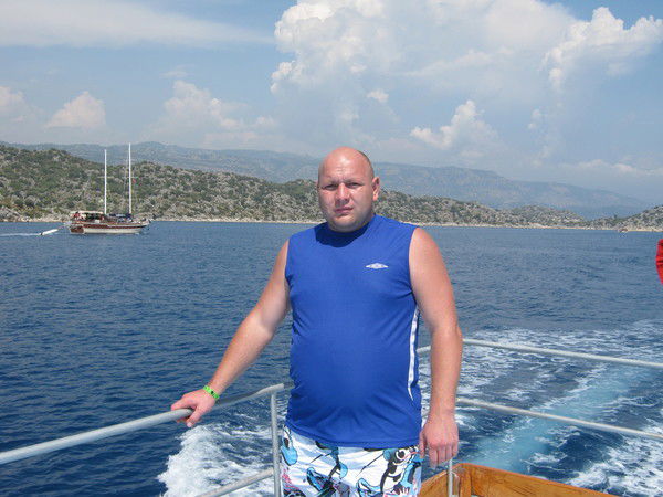 Александр Бобров