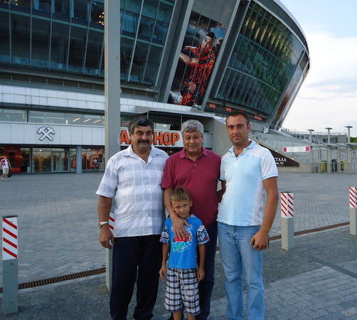 Дмитрий Добряк