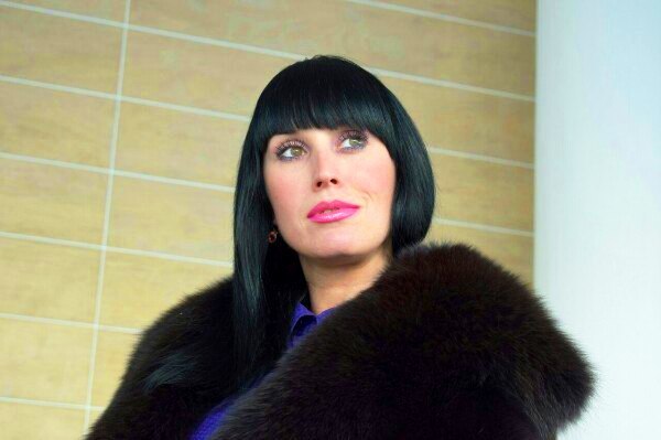 Елена Бронова