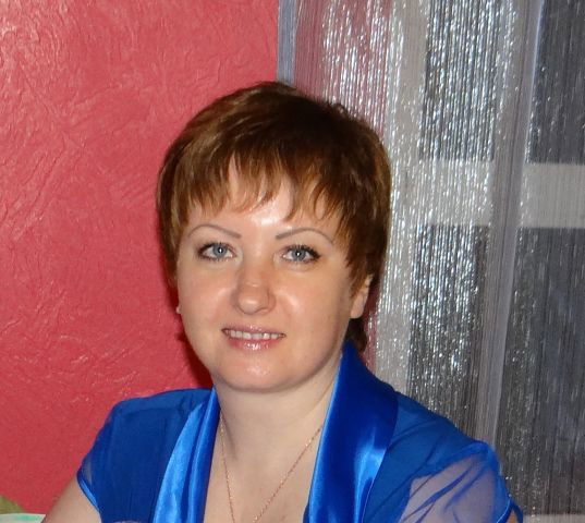 Елена Михайлова