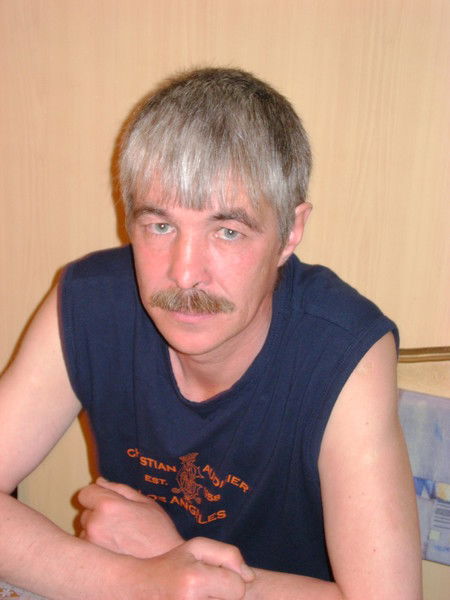 Леонид Акшубаев