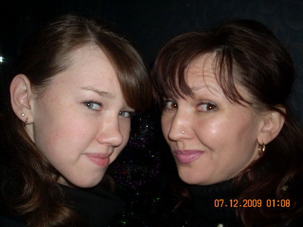 Елена Попова