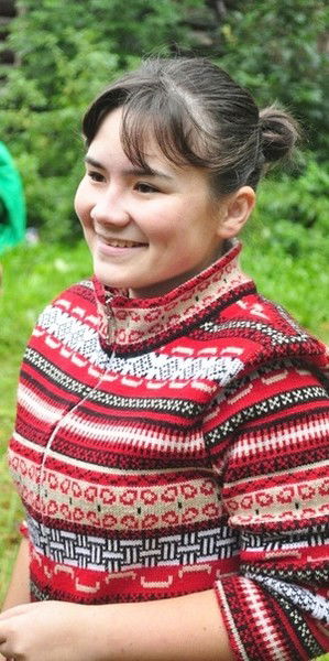 Оля Тихонова